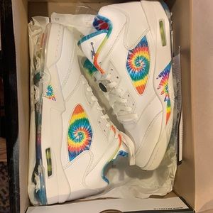 Jordan (Nike) 5 Low golf shoes. BRAND NEW NEVER WORN. Going for $250 on StockX